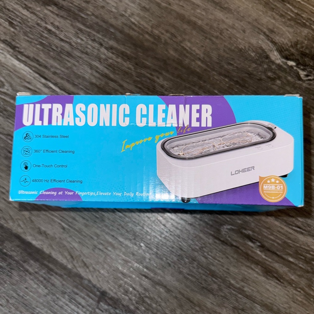 White Ultrasonic Jewelry Cleaner for Women - Gentle Ring & Jewelry Care - Picture 5 of 6